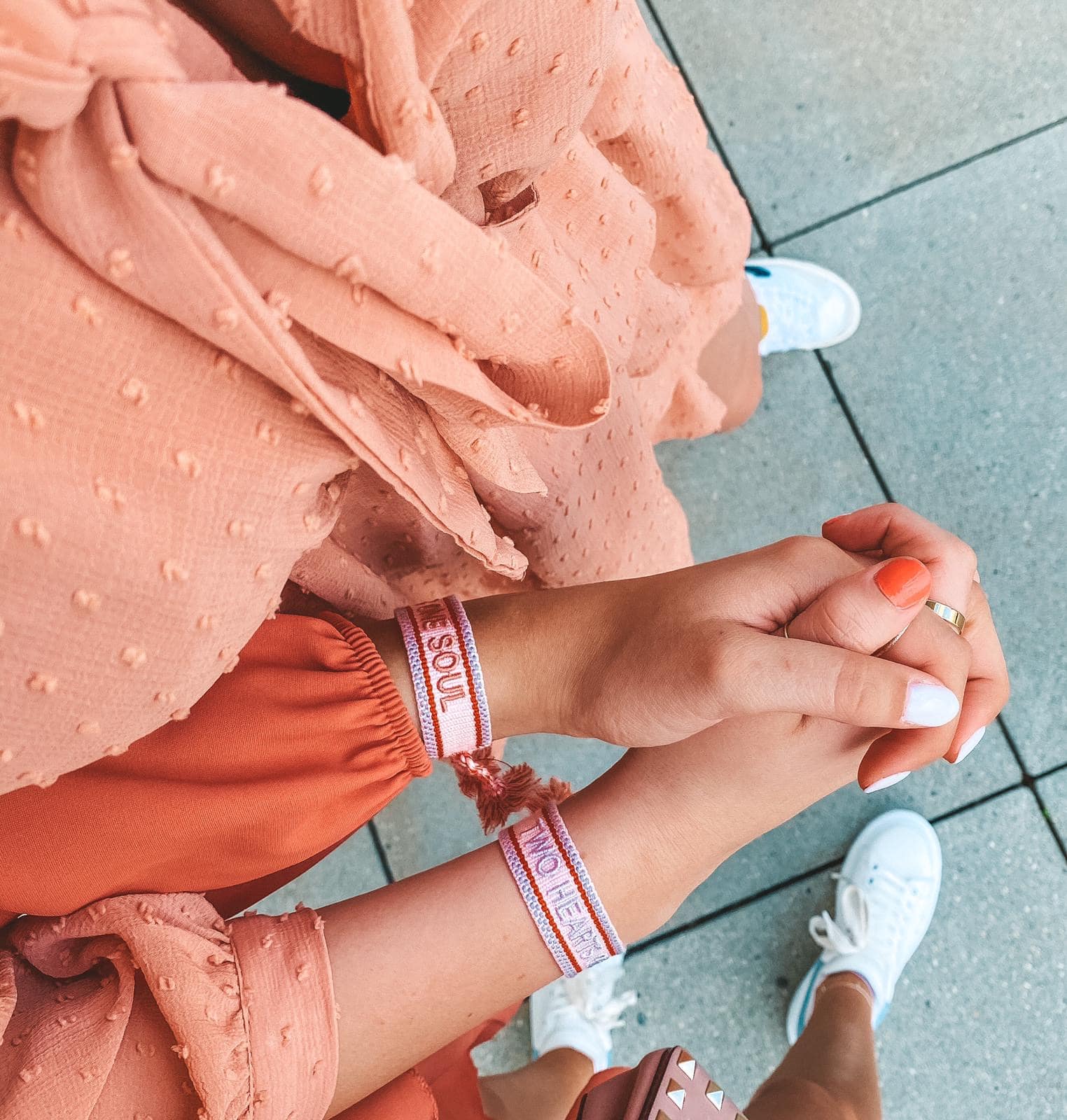 Armband Two Hearts One Soul Pink